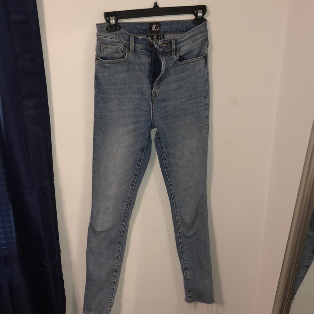 URBAN OUTFITTERS high rise jeans.
